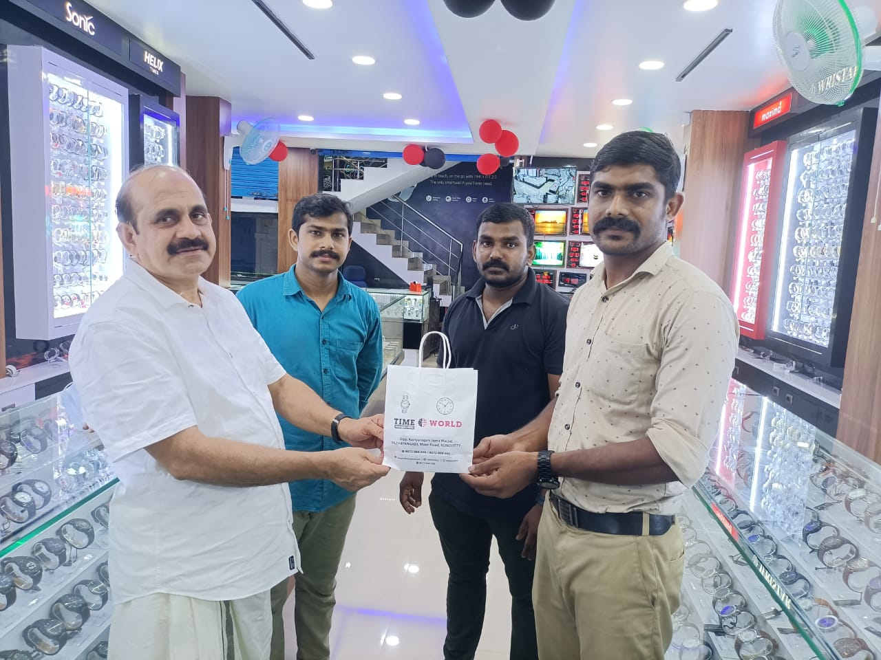 TIME WORLD Watch & Perfumes